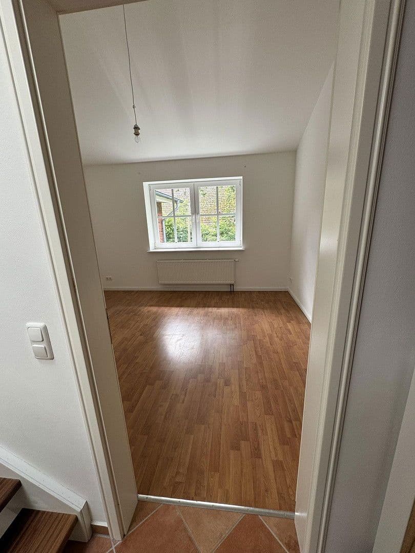 Prenájom bytu 4-izbový 140 m², Liether Moor 9, Klein Nordende, Šlezvicko-Holštajnsko Prenájom bytu 4-izbový 140 m², Liether Moor 9, Klein Nordende, Šlezvicko-Holštajnsko