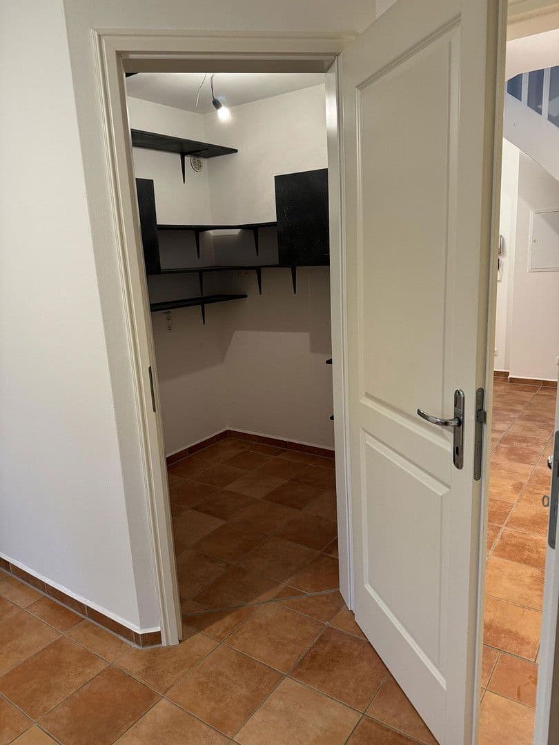 Prenájom bytu 4-izbový 140 m², Liether Moor 9, Klein Nordende, Šlezvicko-Holštajnsko Prenájom bytu 4-izbový 140 m², Liether Moor 9, Klein Nordende, Šlezvicko-Holštajnsko