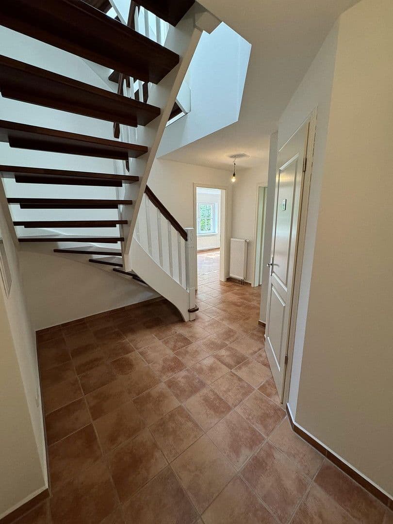 Prenájom bytu 4-izbový 140 m², Liether Moor 9, Klein Nordende, Šlezvicko-Holštajnsko Prenájom bytu 4-izbový 140 m², Liether Moor 9, Klein Nordende, Šlezvicko-Holštajnsko