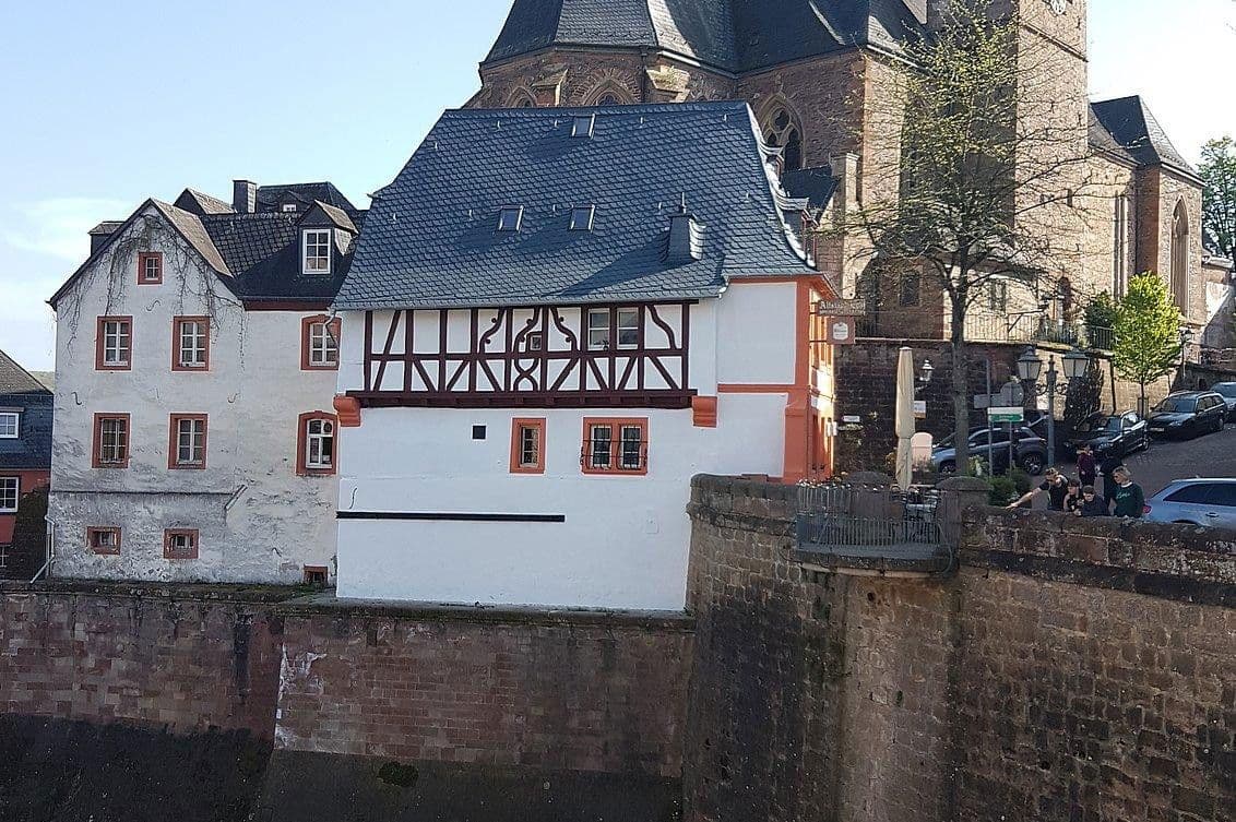 Prenájom nebytového priestoru 105 m², Laurentiusberg 2-4, Saarburg, Porýnie-Falcko Prenájom nebytového priestoru 105 m², Laurentiusberg 2-4, Saarburg, Porýnie-Falcko