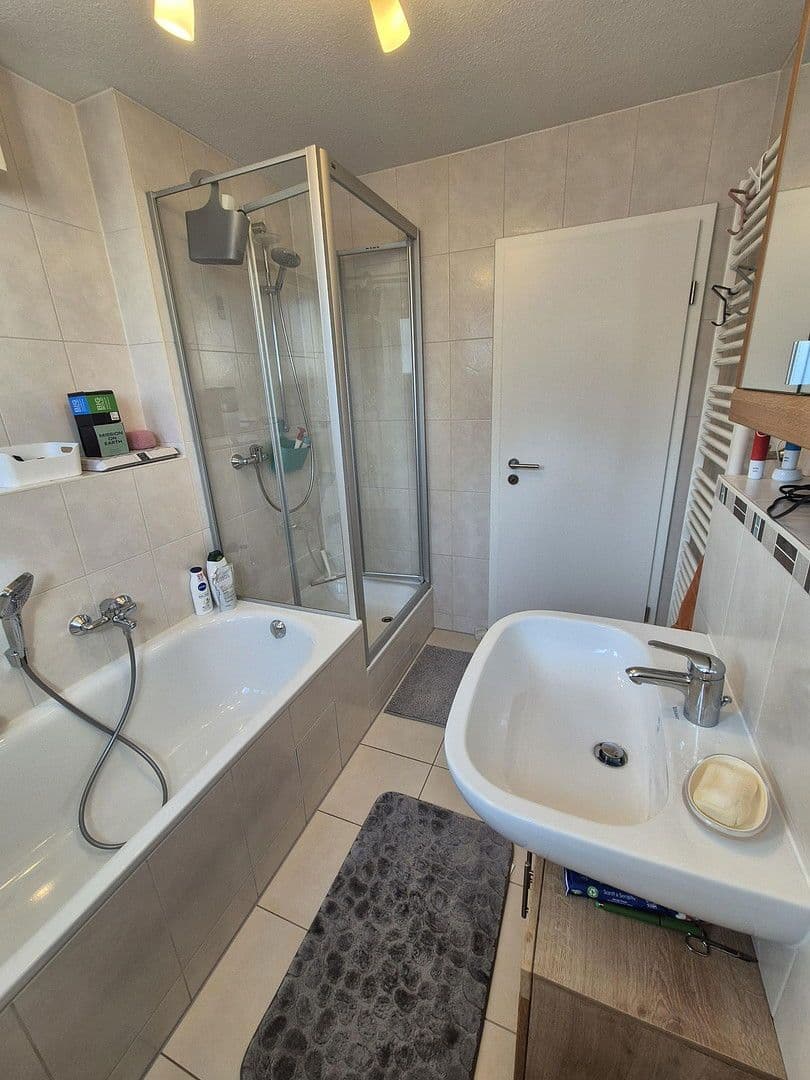 Predaj domu 140 m², pozemek 224 m², Heroldsberg, Bavorsko Predaj domu 140 m², pozemek 224 m², Heroldsberg, Bavorsko