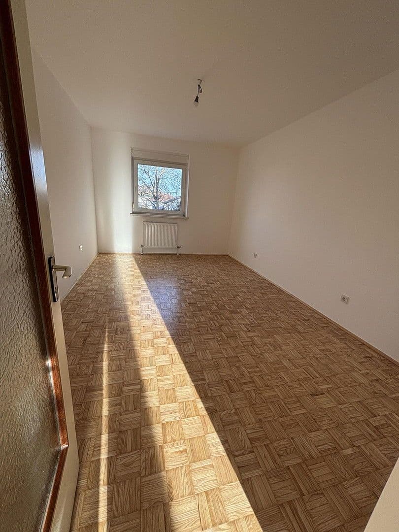 Prenájom bytu 3-izbový 58 m², Bahnhofstraße 13, Enns, Horné Rakúsko Prenájom bytu 3-izbový 58 m², Bahnhofstraße 13, Enns, Horné Rakúsko