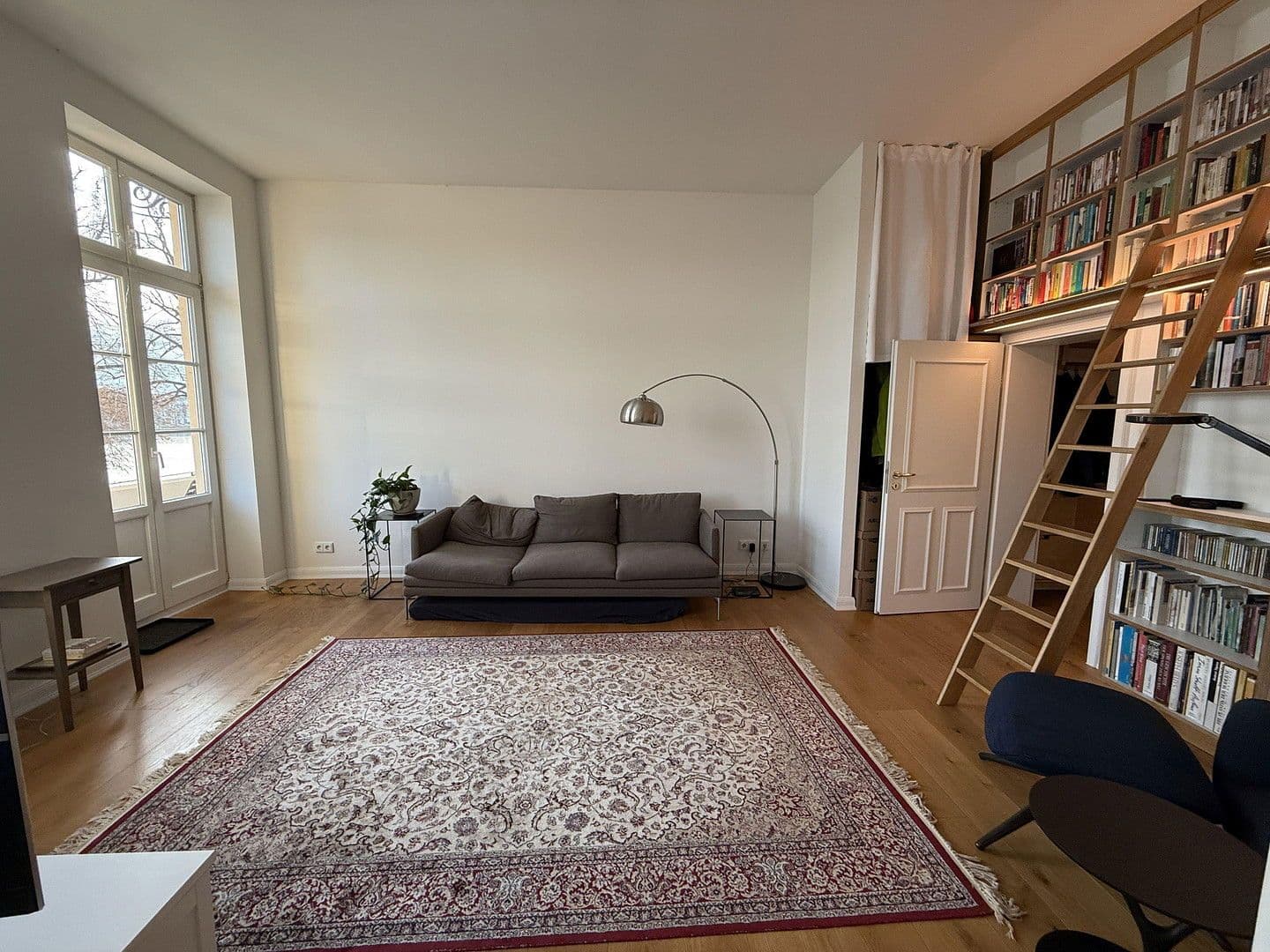 Predaj bytu 2-izbový 94 m², Alexandrinenstraße, Schwerin, Meklenbursko-Predpomoransko Predaj bytu 2-izbový 94 m², Alexandrinenstraße, Schwerin, Meklenbursko-Predpomoransko