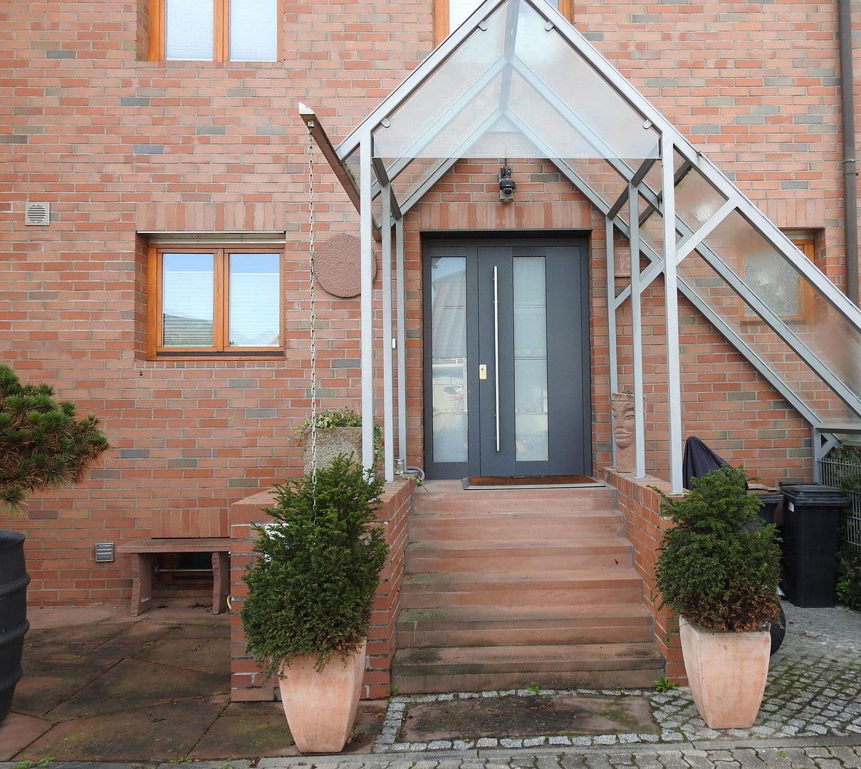 Predaj domu 185 m², pozemek 250 m², Kallstadter Straße, Dannstadt-Schauernheim, Porýnie-Falcko Predaj domu 185 m², pozemek 250 m², Kallstadter Straße, Dannstadt-Schauernheim, Porýnie-Falcko