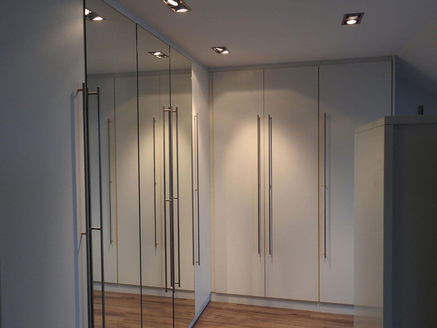 Predaj domu 185 m², pozemek 250 m², Kallstadter Straße, Dannstadt-Schauernheim, Porýnie-Falcko Predaj domu 185 m², pozemek 250 m², Kallstadter Straße, Dannstadt-Schauernheim, Porýnie-Falcko