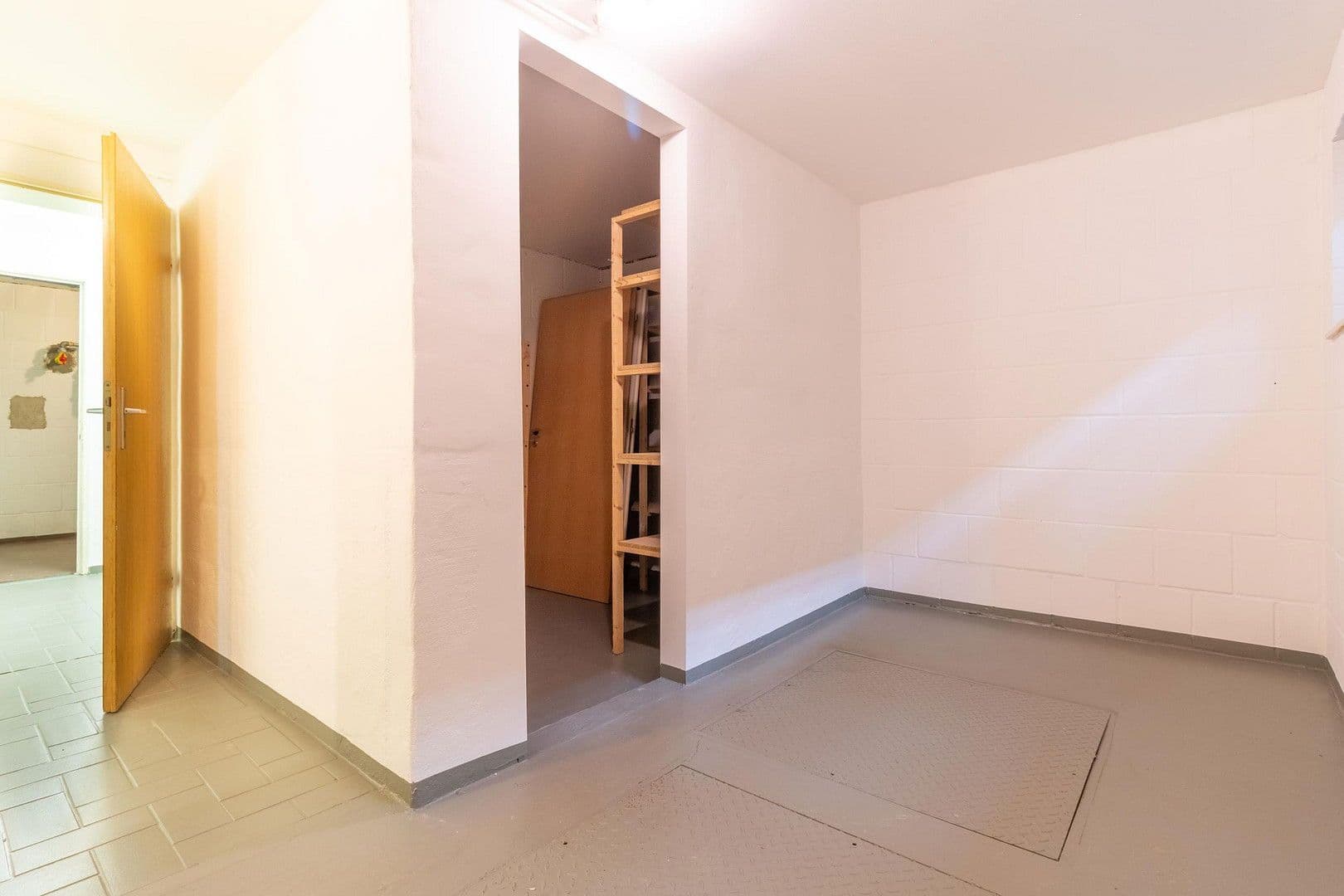 Predaj domu 114 m², pozemek 207 m², Kassel, Hesensko Predaj domu 114 m², pozemek 207 m², Kassel, Hesensko