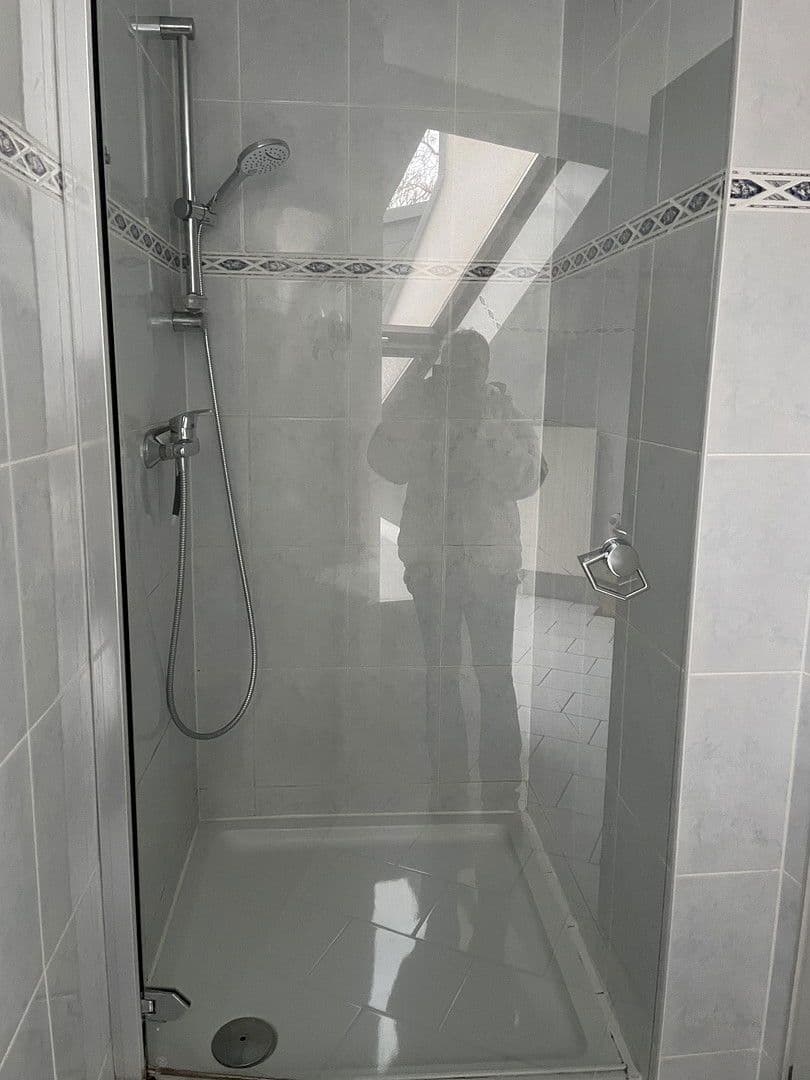 Prenájom bytu 5-izbový 175 m², Dufourstrasse 4, Leipzig, Sasko Prenájom bytu 5-izbový 175 m², Dufourstrasse 4, Leipzig, Sasko