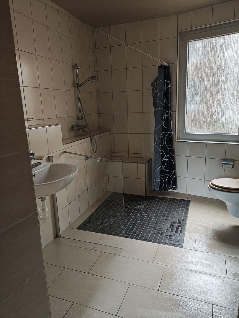 Prenájom domu 125 m², pozemek 1.000 m², Aldenhoven, Severné Porýnie - Westfálsko Prenájom domu 125 m², pozemek 1.000 m², Aldenhoven, Severné Porýnie - Westfálsko