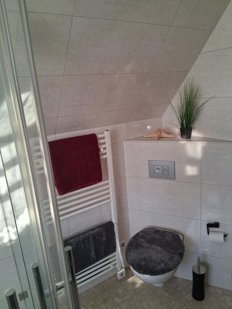 Prenájom domu 100 m², pozemek 1.000 m², Am Pfortenstieg, Kindelbrück, Durínsko Prenájom domu 100 m², pozemek 1.000 m², Am Pfortenstieg, Kindelbrück, Durínsko