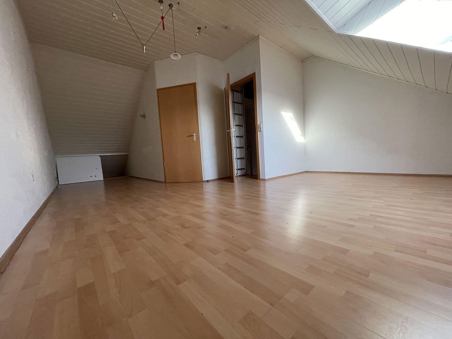 Predaj domu 134 m², pozemek 150 m², Stuttgart, Bádensko-Wurttembersko Predaj domu 134 m², pozemek 150 m², Stuttgart, Bádensko-Wurttembersko