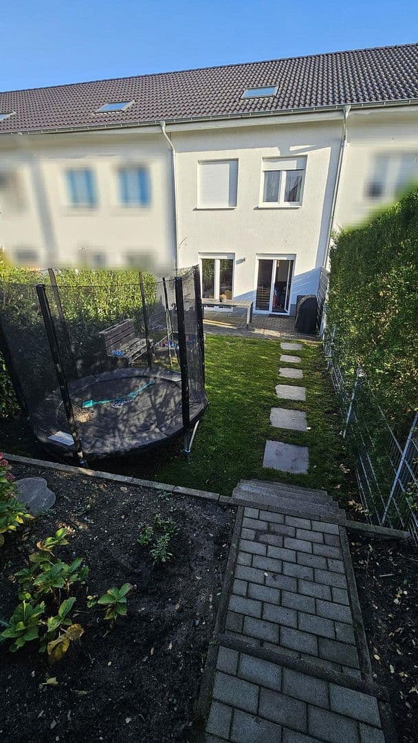 Predaj domu 174 m², pozemek 203 m², Leverkusen, Severné Porýnie - Westfálsko Predaj domu 174 m², pozemek 203 m², Leverkusen, Severné Porýnie - Westfálsko