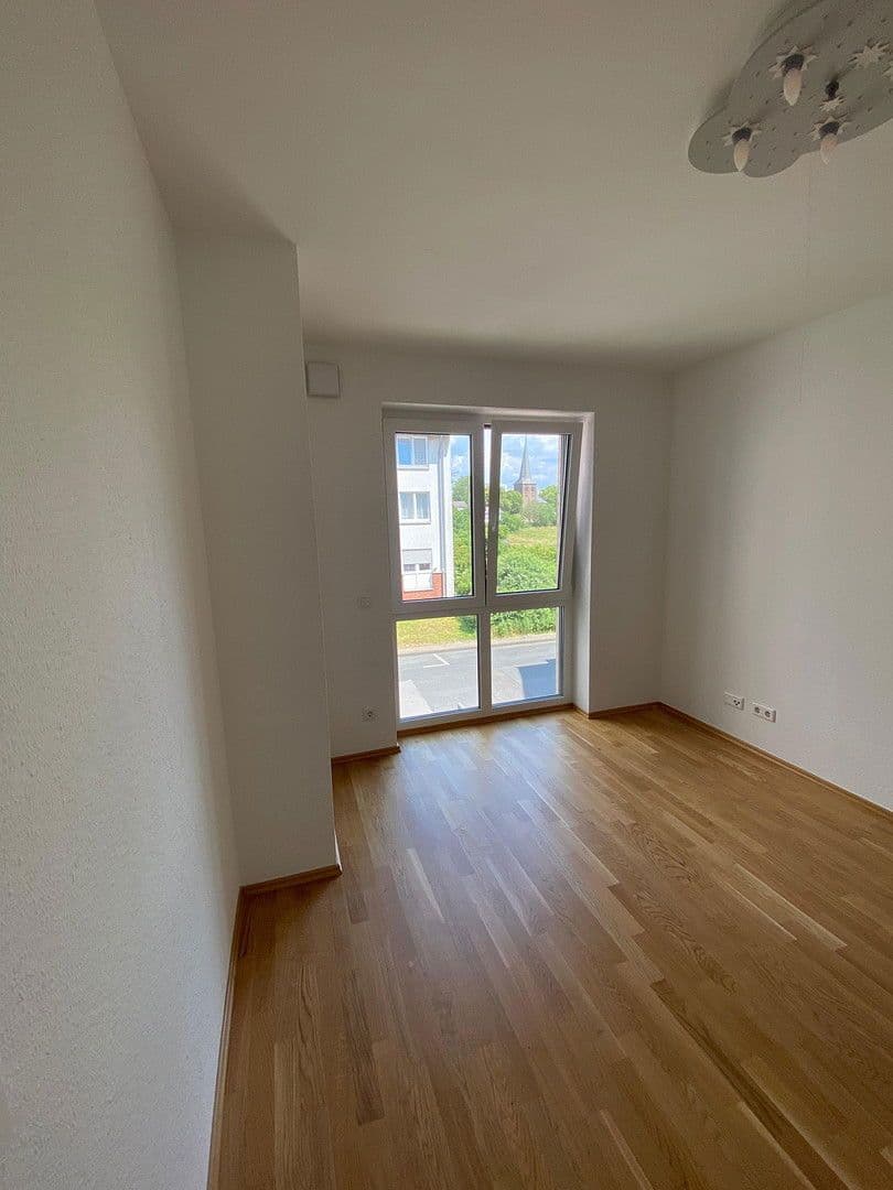 Prenájom bytu 3-izbový 94 m², Niederfeldstr. 35, Leverkusen, Severné Porýnie - Westfálsko Prenájom bytu 3-izbový 94 m², Niederfeldstr. 35, Leverkusen, Severné Porýnie - Westfálsko