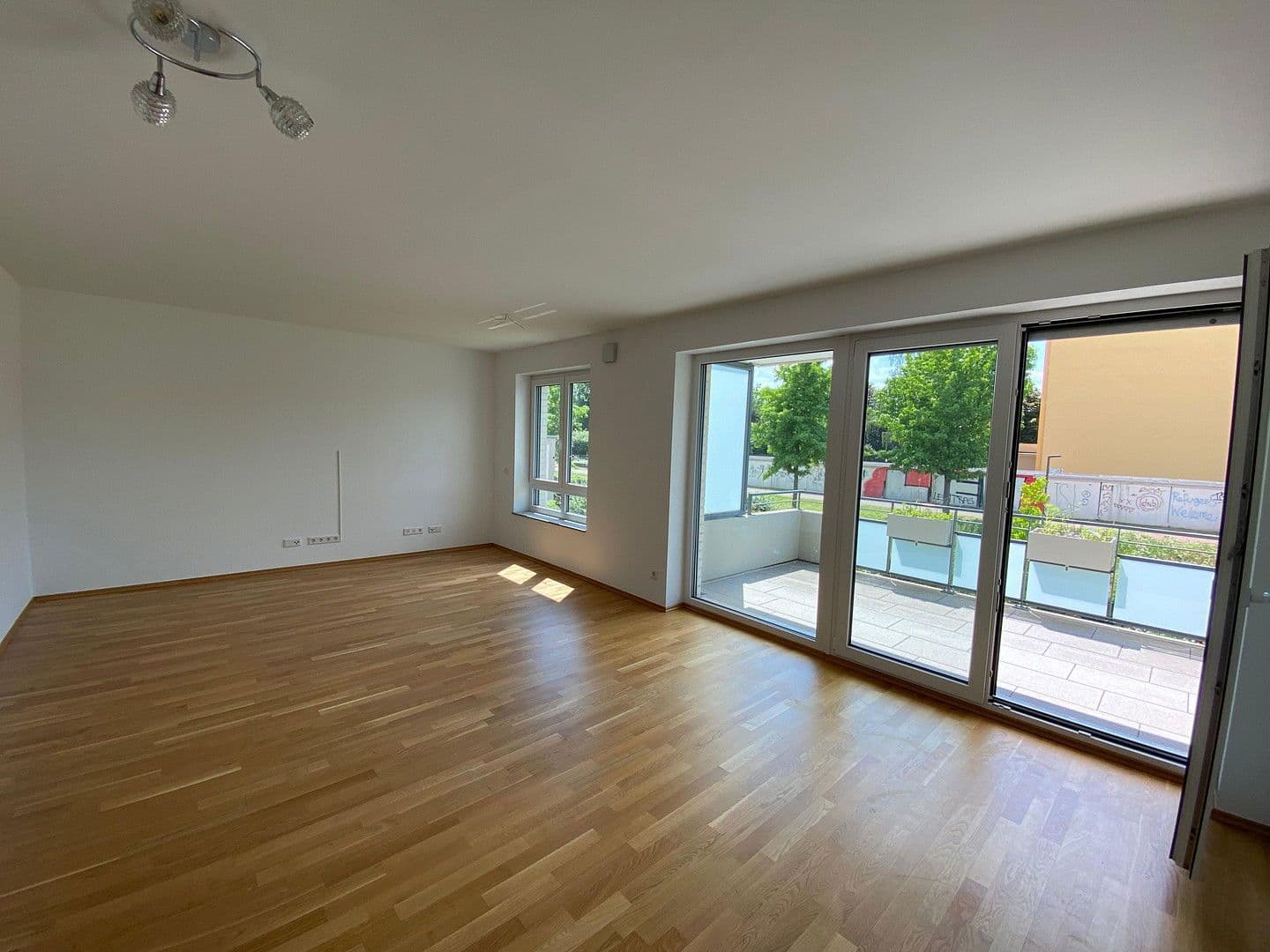 Prenájom bytu 3-izbový 94 m², Niederfeldstr. 35, Leverkusen, Severné Porýnie - Westfálsko Prenájom bytu 3-izbový 94 m², Niederfeldstr. 35, Leverkusen, Severné Porýnie - Westfálsko