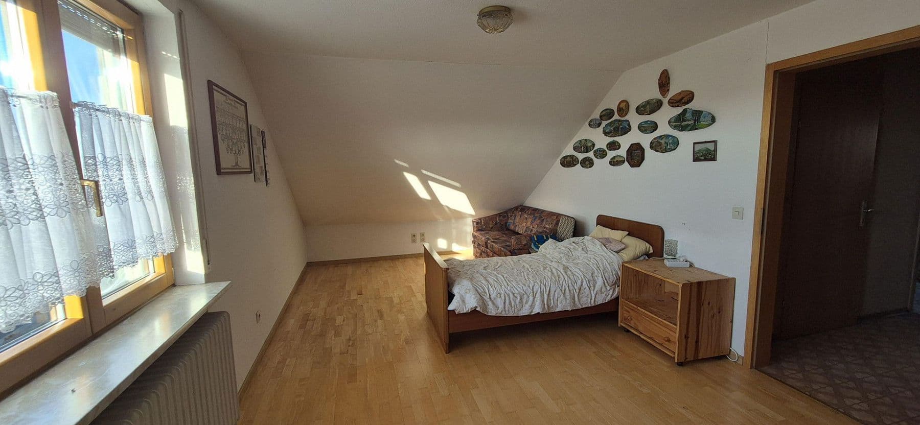 Predaj domu 152 m², pozemek 595 m², Sulz am Neckar, Bádensko-Wurttembersko Predaj domu 152 m², pozemek 595 m², Sulz am Neckar, Bádensko-Wurttembersko