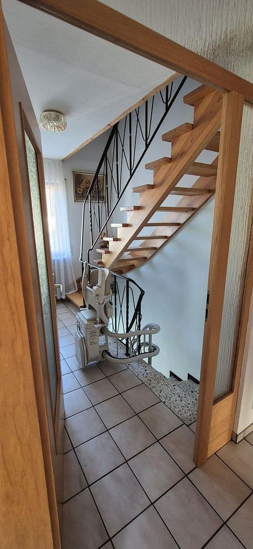 Predaj domu 152 m², pozemek 595 m², Sulz am Neckar, Bádensko-Wurttembersko Predaj domu 152 m², pozemek 595 m², Sulz am Neckar, Bádensko-Wurttembersko