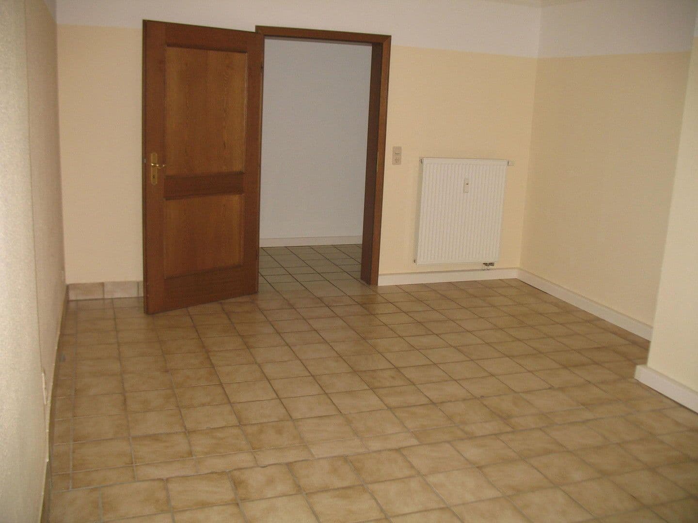 Prenájom bytu 174 m², Gänsfelderstraße 14, Zeltingen-Rachtig, Porýnie-Falcko Prenájom bytu 174 m², Gänsfelderstraße 14, Zeltingen-Rachtig, Porýnie-Falcko