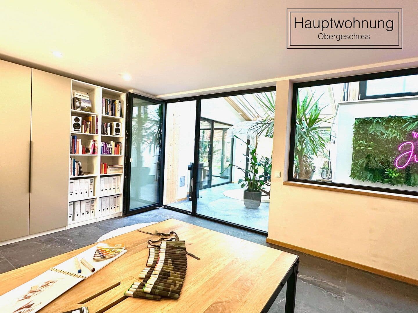 Predaj domu 384 m², pozemek 970 m², Mannebach, Porýnie-Falcko Predaj domu 384 m², pozemek 970 m², Mannebach, Porýnie-Falcko