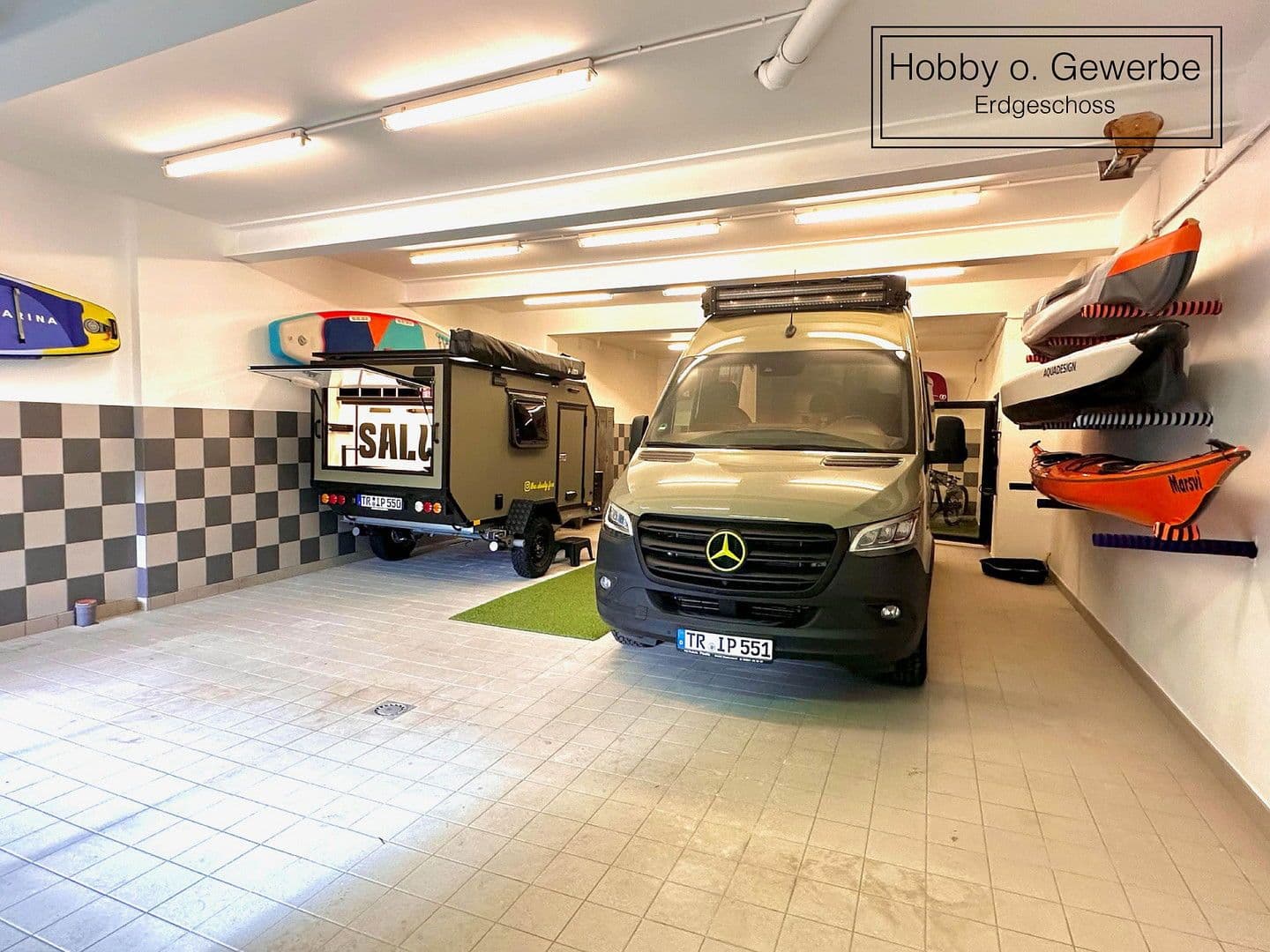 Predaj domu 384 m², pozemek 970 m², Mannebach, Porýnie-Falcko Predaj domu 384 m², pozemek 970 m², Mannebach, Porýnie-Falcko