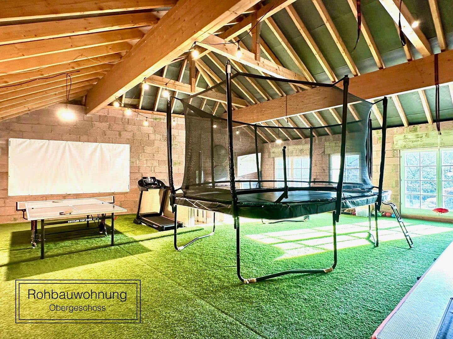 Predaj domu 384 m², pozemek 970 m², Mannebach, Porýnie-Falcko Predaj domu 384 m², pozemek 970 m², Mannebach, Porýnie-Falcko