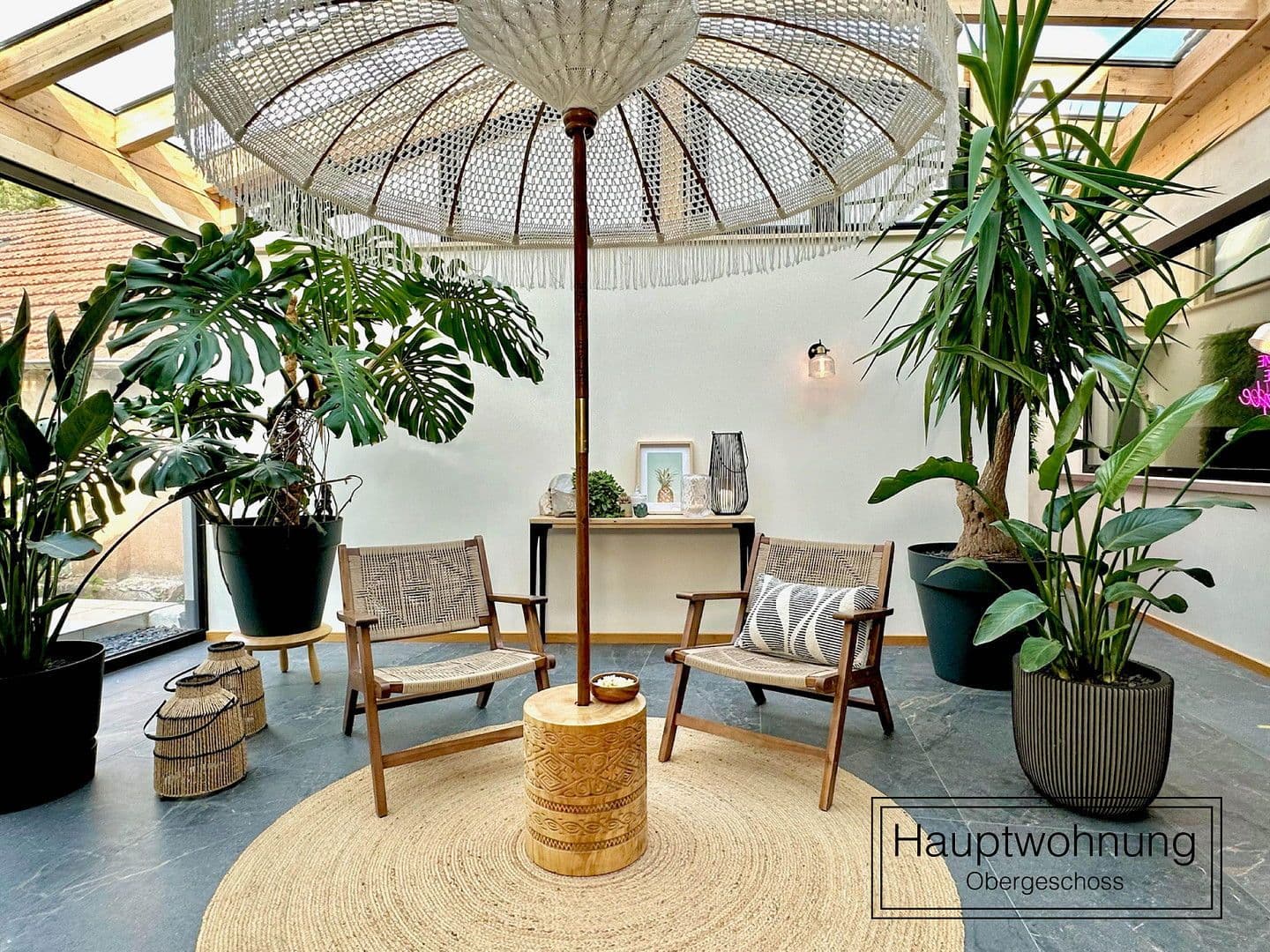 Predaj domu 384 m², pozemek 970 m², Mannebach, Porýnie-Falcko Predaj domu 384 m², pozemek 970 m², Mannebach, Porýnie-Falcko