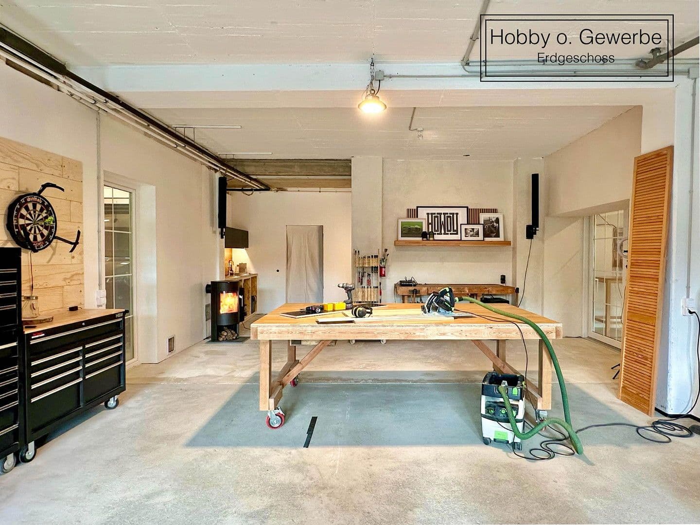 Predaj domu 384 m², pozemek 970 m², Mannebach, Porýnie-Falcko Predaj domu 384 m², pozemek 970 m², Mannebach, Porýnie-Falcko