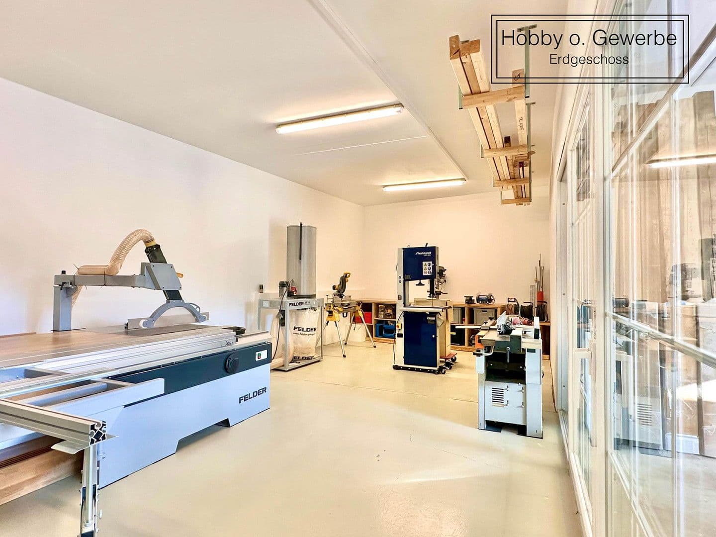 Predaj domu 384 m², pozemek 970 m², Mannebach, Porýnie-Falcko Predaj domu 384 m², pozemek 970 m², Mannebach, Porýnie-Falcko