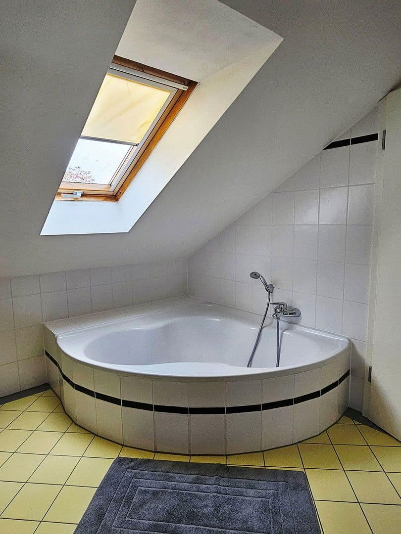 Predaj domu 165 m², pozemek 370 m², Gröbenzell, Bavorsko Predaj domu 165 m², pozemek 370 m², Gröbenzell, Bavorsko