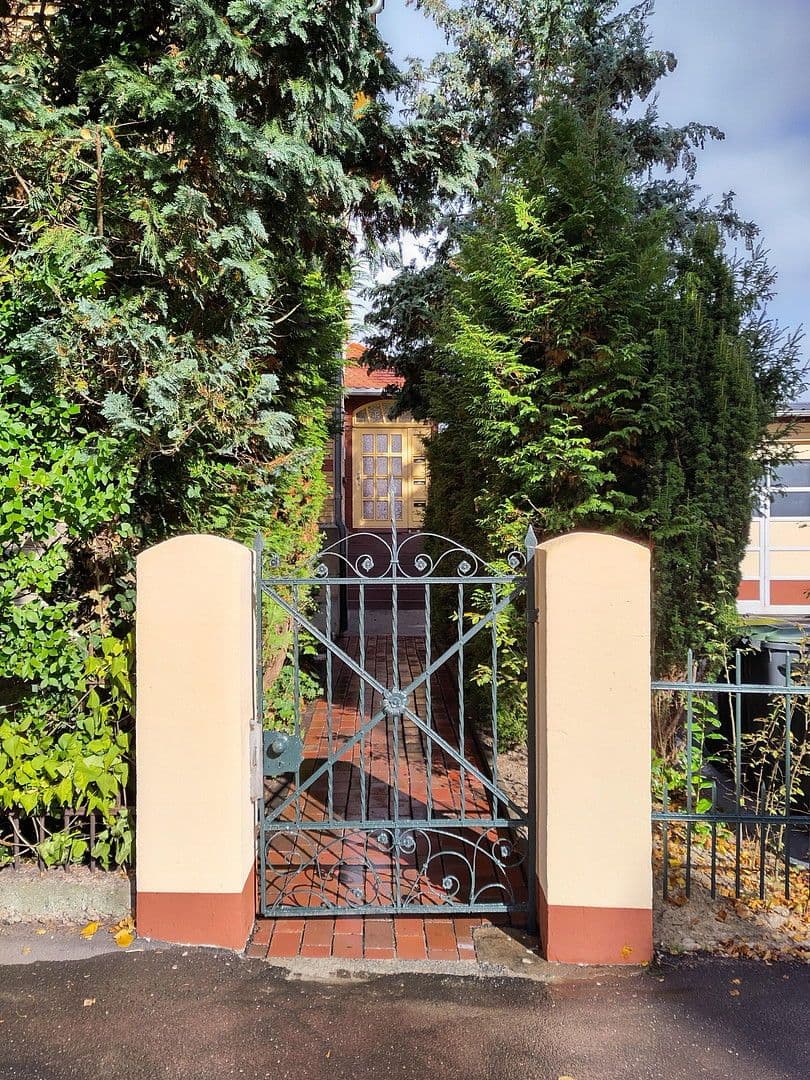 Predaj domu 222 m², pozemek 637 m², Ahnatalstraße 58, Kassel, Hesensko Predaj domu 222 m², pozemek 637 m², Ahnatalstraße 58, Kassel, Hesensko