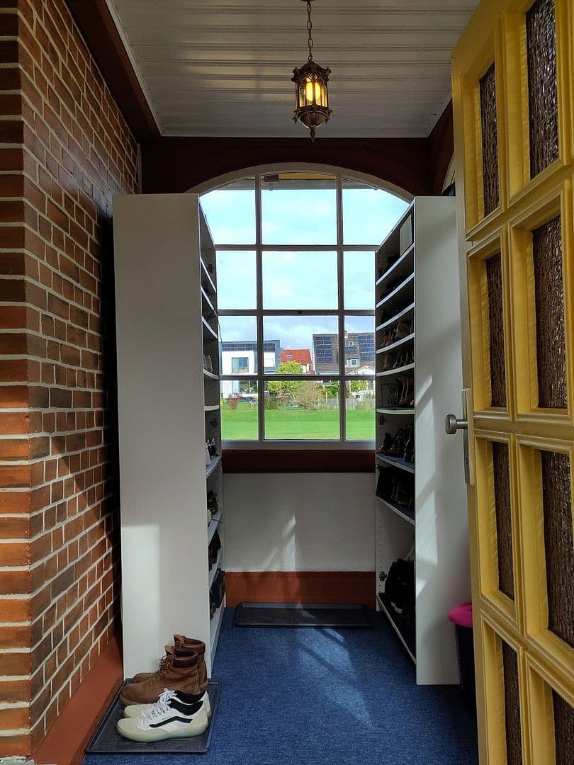 Predaj domu 222 m², pozemek 637 m², Ahnatalstraße 58, Kassel, Hesensko Predaj domu 222 m², pozemek 637 m², Ahnatalstraße 58, Kassel, Hesensko