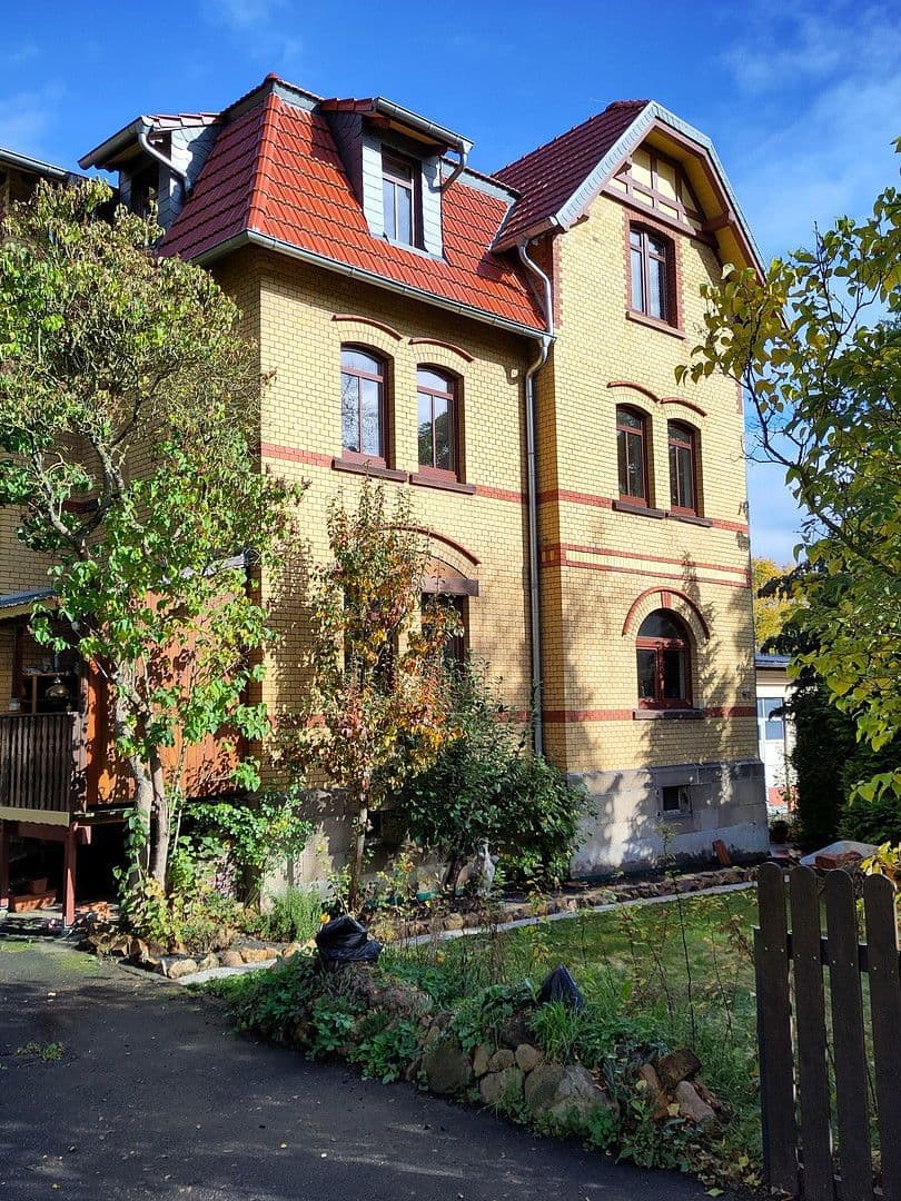 Predaj domu 222 m², pozemek 637 m², Ahnatalstraße 58, Kassel, Hesensko Predaj domu 222 m², pozemek 637 m², Ahnatalstraße 58, Kassel, Hesensko