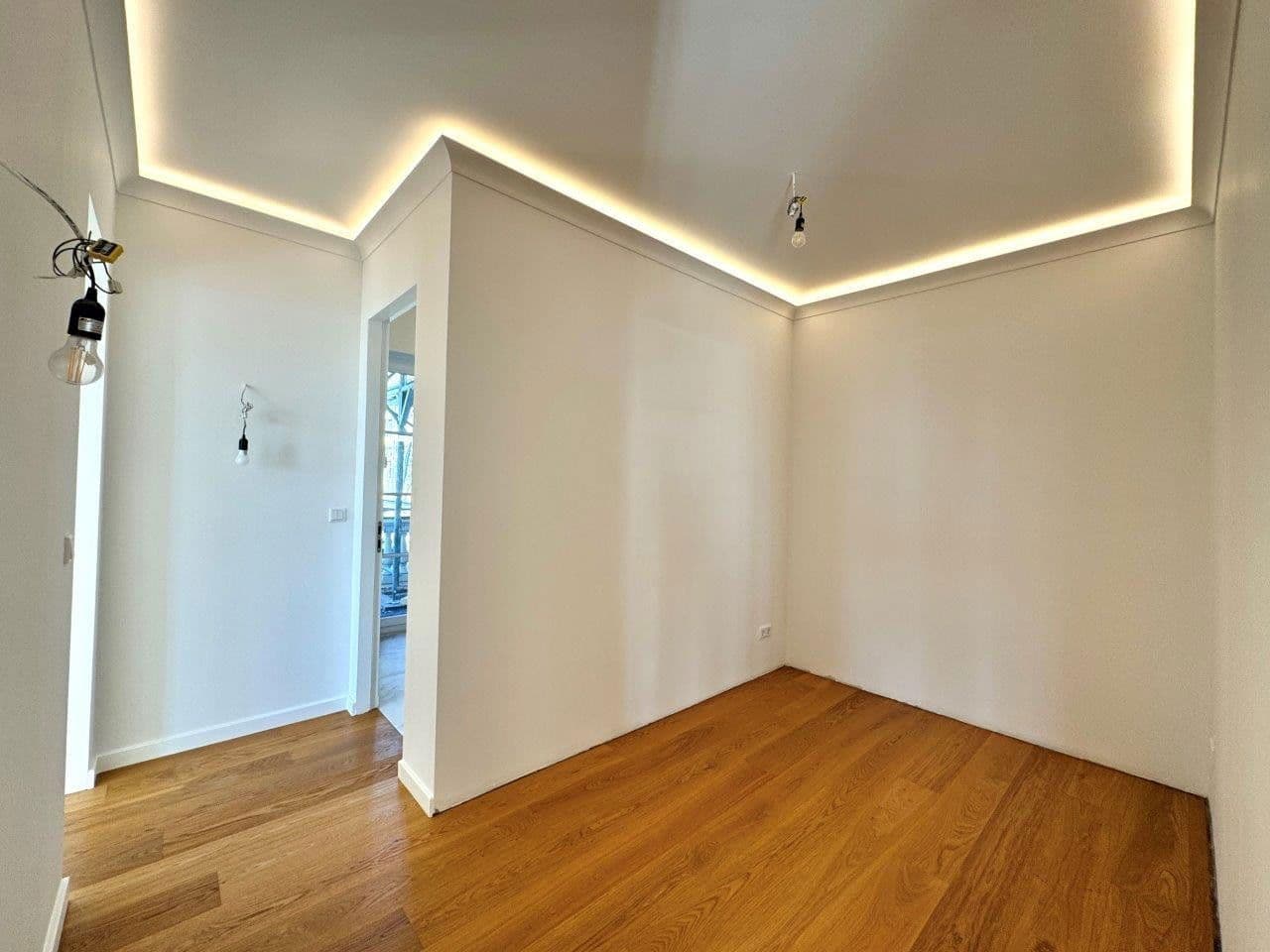 Prenájom bytu 3-izbový 187 m², Müggelseedamm 288, Berlin, Berlín Prenájom bytu 3-izbový 187 m², Müggelseedamm 288, Berlin, Berlín