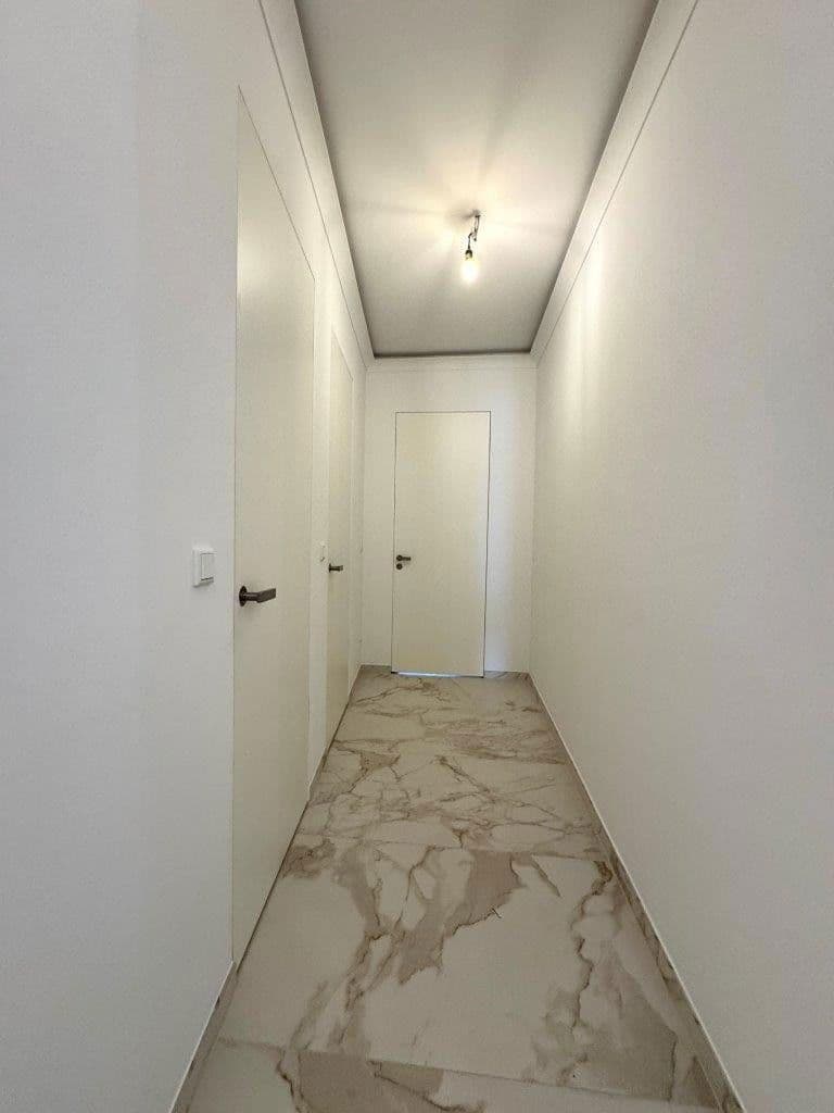 Prenájom bytu 3-izbový 187 m², Müggelseedamm 288, Berlin, Berlín Prenájom bytu 3-izbový 187 m², Müggelseedamm 288, Berlin, Berlín