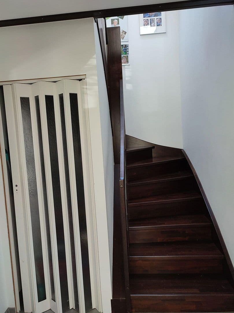 Predaj domu 185 m², pozemek 508 m², Talblick 2, Vöhrenbach, Bádensko-Wurttembersko Predaj domu 185 m², pozemek 508 m², Talblick 2, Vöhrenbach, Bádensko-Wurttembersko