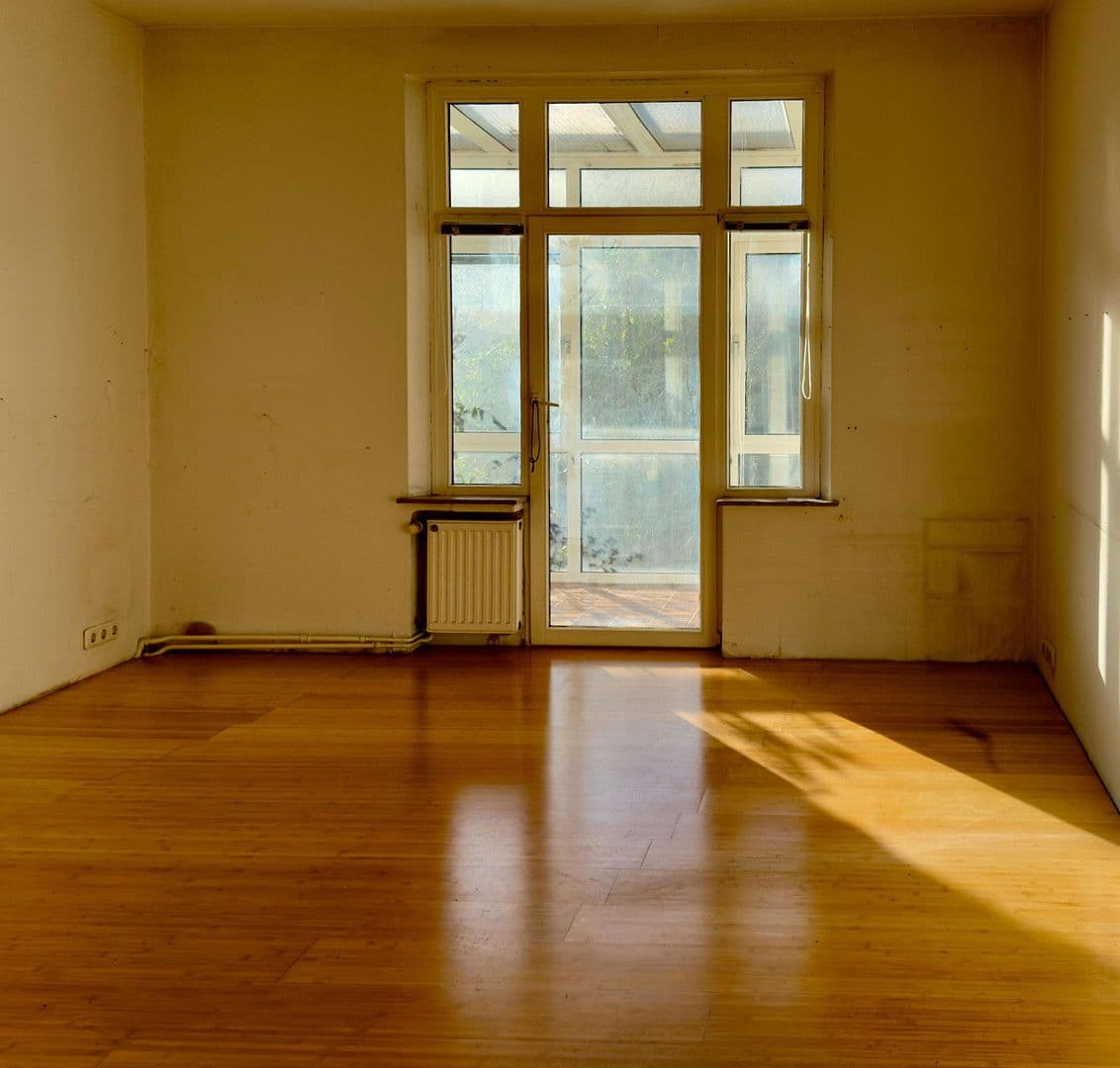 Predaj domu 199 m², pozemek 340 m², Busestr.67, Bremen, Brémy Predaj domu 199 m², pozemek 340 m², Busestr.67, Bremen, Brémy