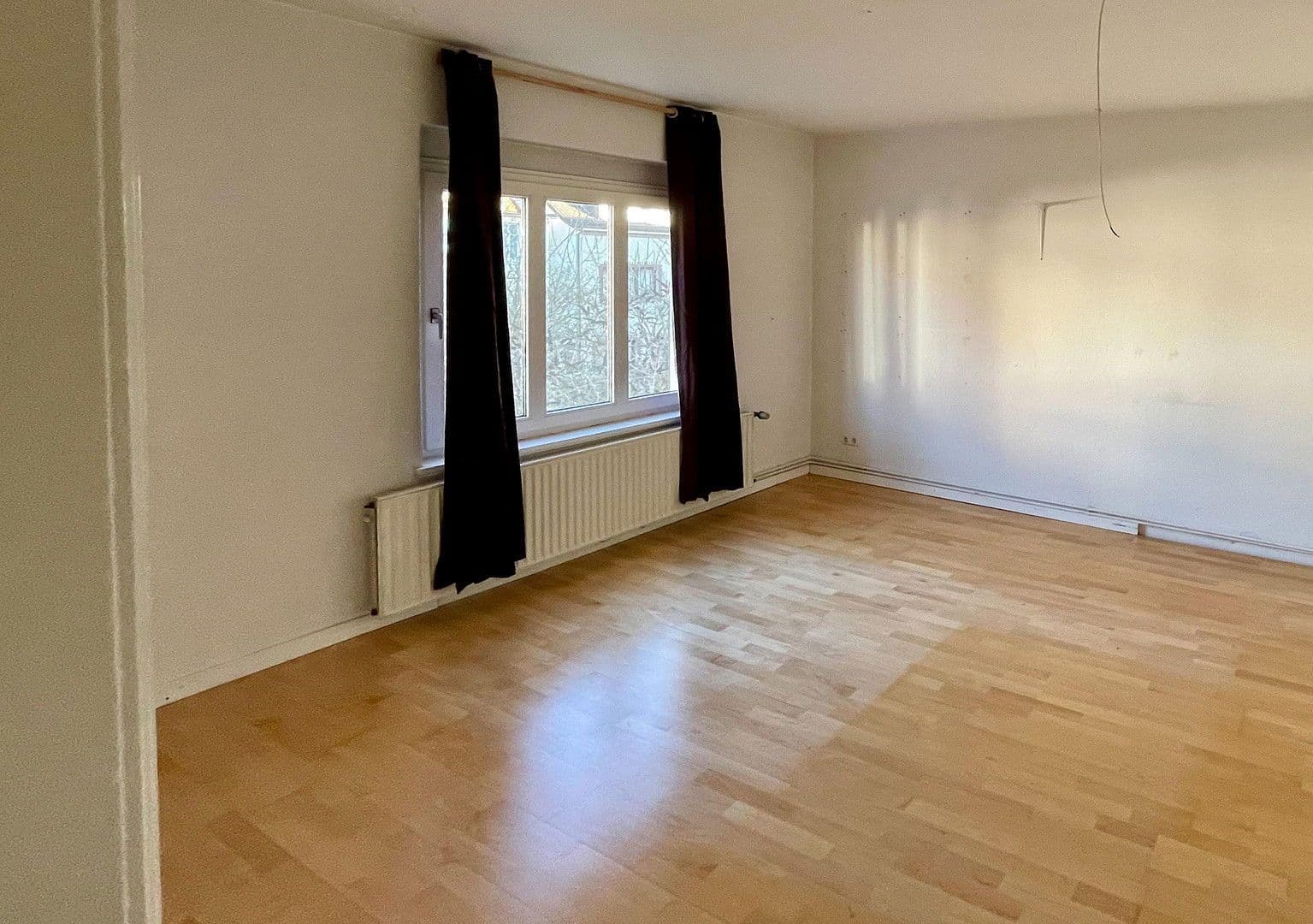 Predaj domu 199 m², pozemek 340 m², Busestr.67, Bremen, Brémy Predaj domu 199 m², pozemek 340 m², Busestr.67, Bremen, Brémy