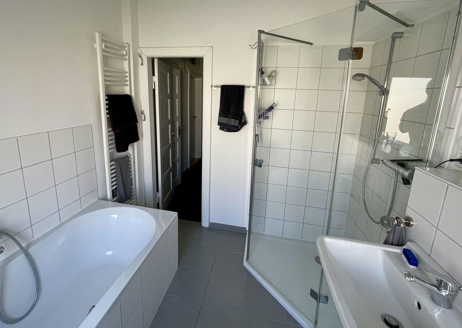 Predaj domu 199 m², pozemek 340 m², Busestr.67, Bremen, Brémy Predaj domu 199 m², pozemek 340 m², Busestr.67, Bremen, Brémy