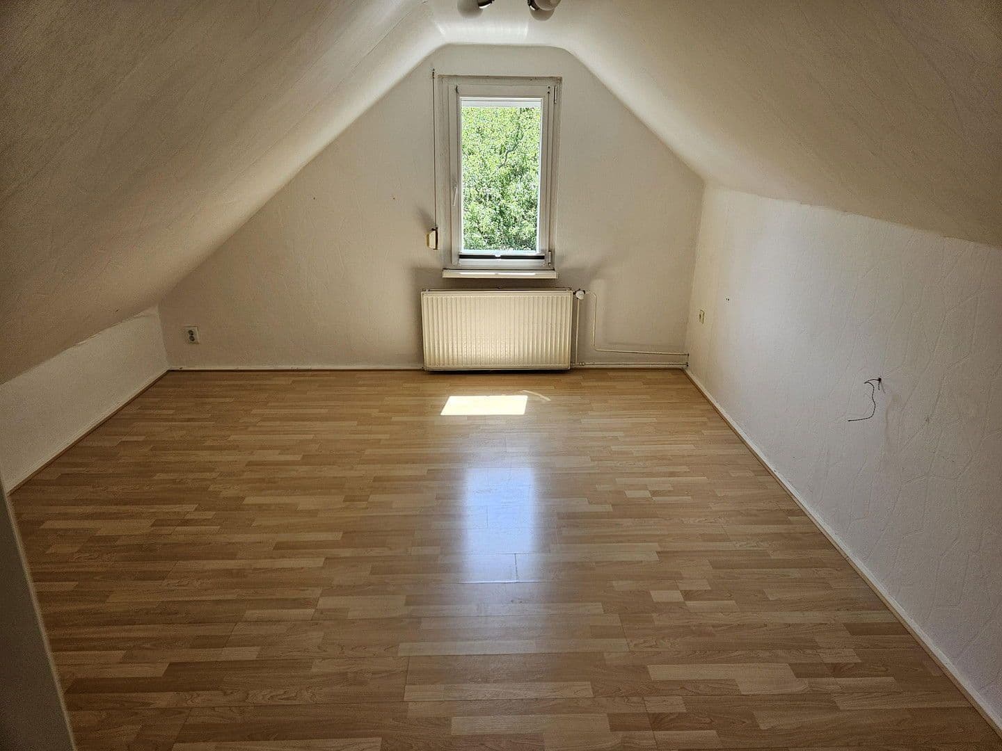 Predaj domu 63 m², pozemek 905 m², Berlin, Berlín Predaj domu 63 m², pozemek 905 m², Berlin, Berlín