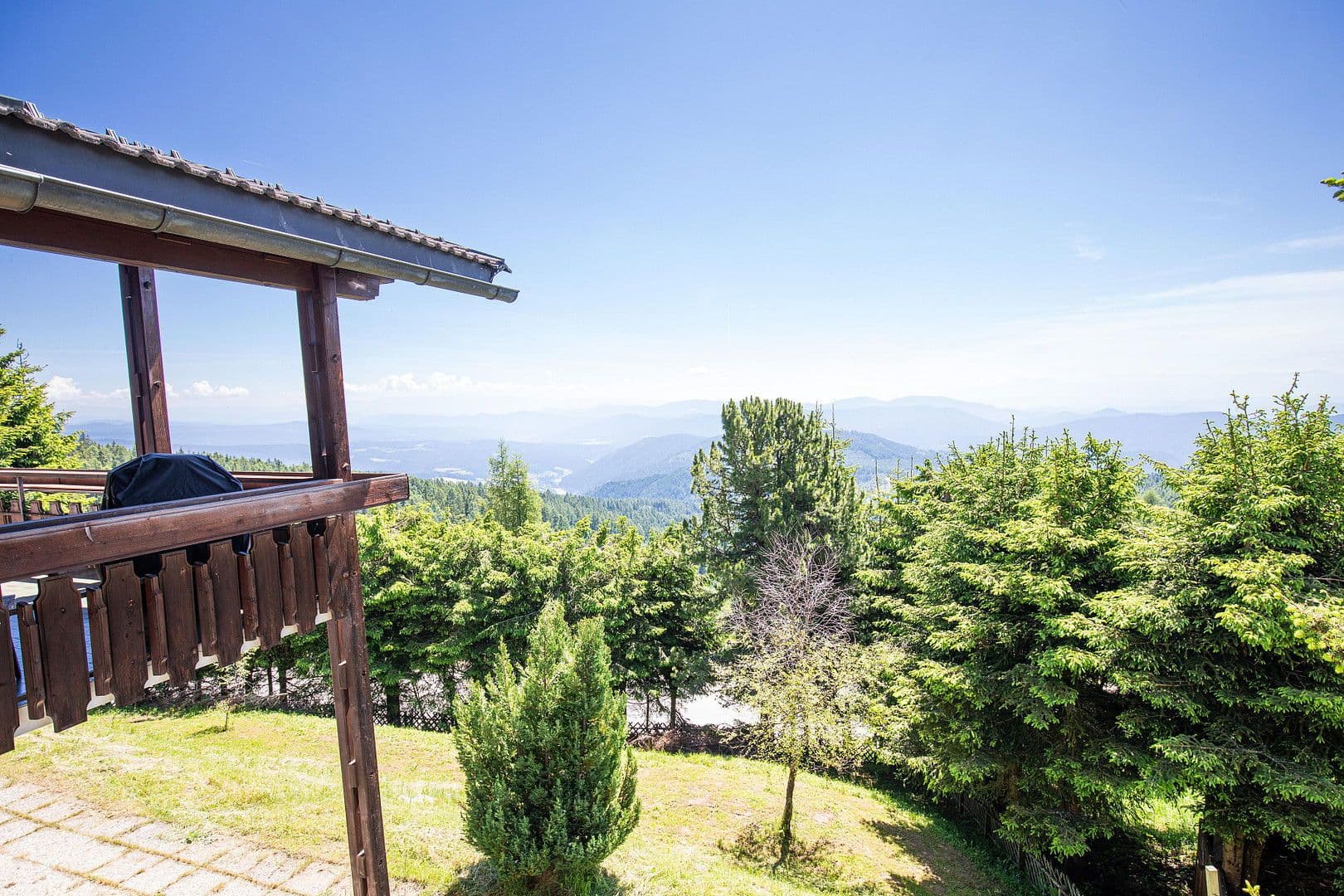 Predaj domu 160 m², pozemek 813 m², Teichweg 3, Hochrindl, Korutánsko Predaj domu 160 m², pozemek 813 m², Teichweg 3, Hochrindl, Korutánsko