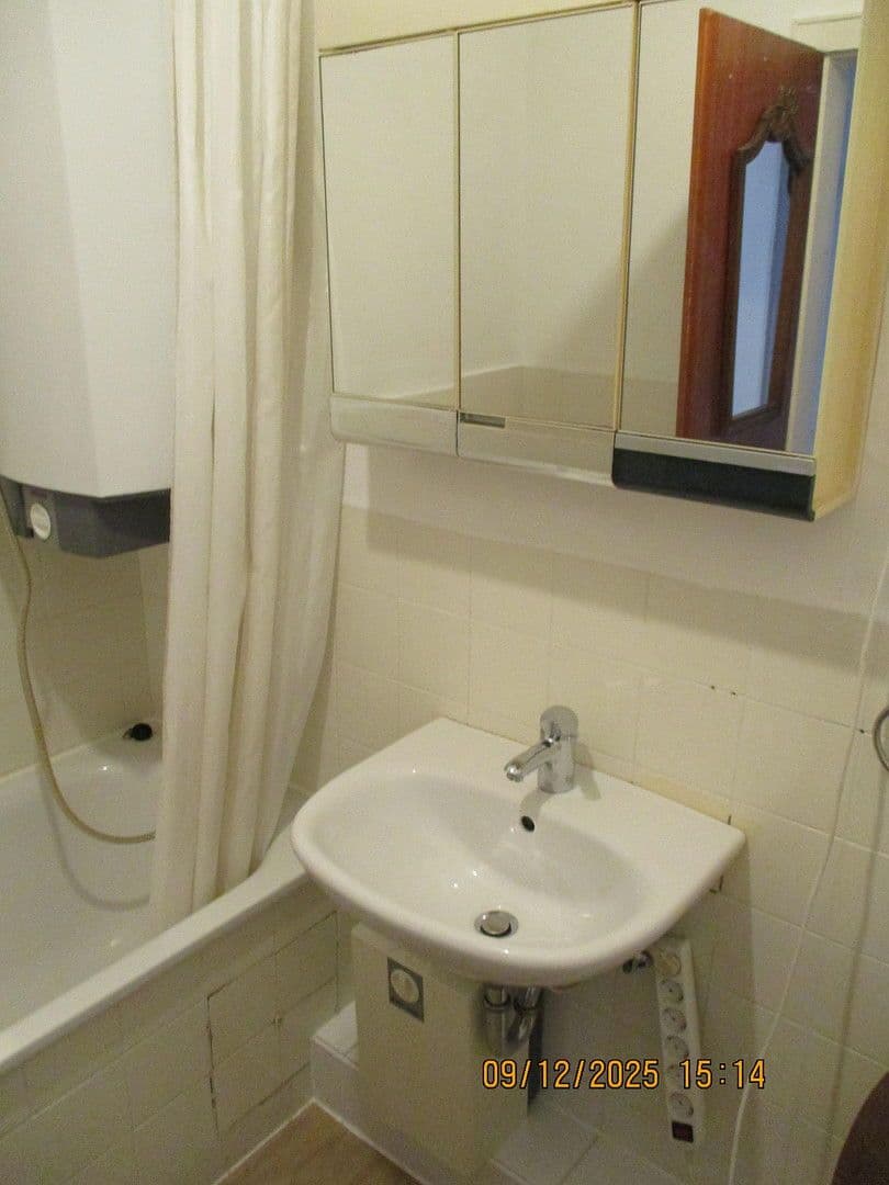 Prenájom bytu 2-izbový 52 m², Heinickestr. 38, Essen, Severné Porýnie - Westfálsko Prenájom bytu 2-izbový 52 m², Heinickestr. 38, Essen, Severné Porýnie - Westfálsko