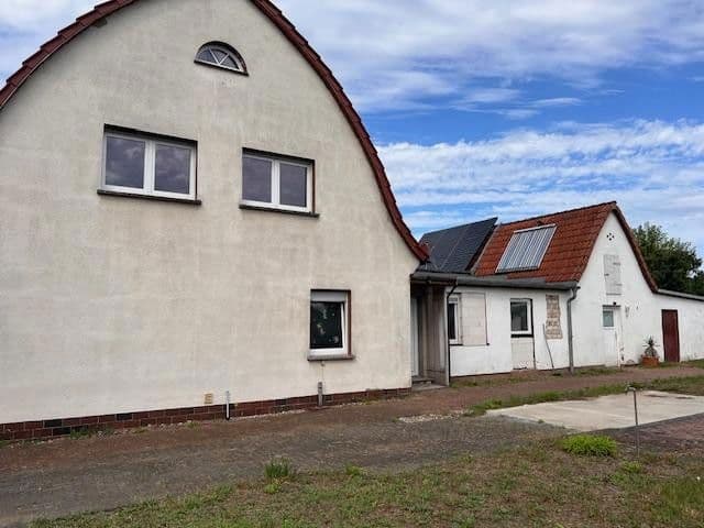Predaj domu 87 m², pozemek 573 m², Geschwister Scholl Strasse 6, Groß Lindow, Brandenbursko Predaj domu 87 m², pozemek 573 m², Geschwister Scholl Strasse 6, Groß Lindow, Brandenbursko