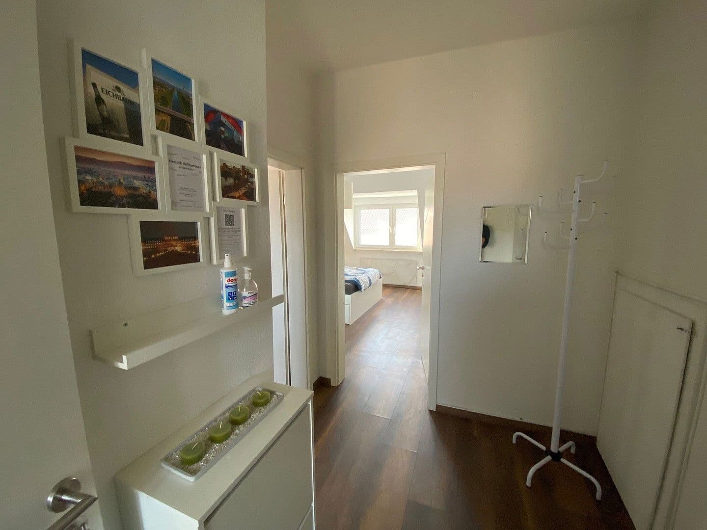 Prenájom bytu 2-izbový 35 m², Mannheim, Bádensko-Wurttembersko Prenájom bytu 2-izbový 35 m², Mannheim, Bádensko-Wurttembersko