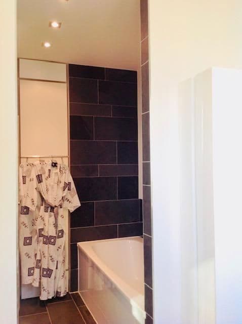 Prenájom bytu 3-izbový 124 m², Am Kaiserkai 57, Hamburg, Hamburg Prenájom bytu 3-izbový 124 m², Am Kaiserkai 57, Hamburg, Hamburg