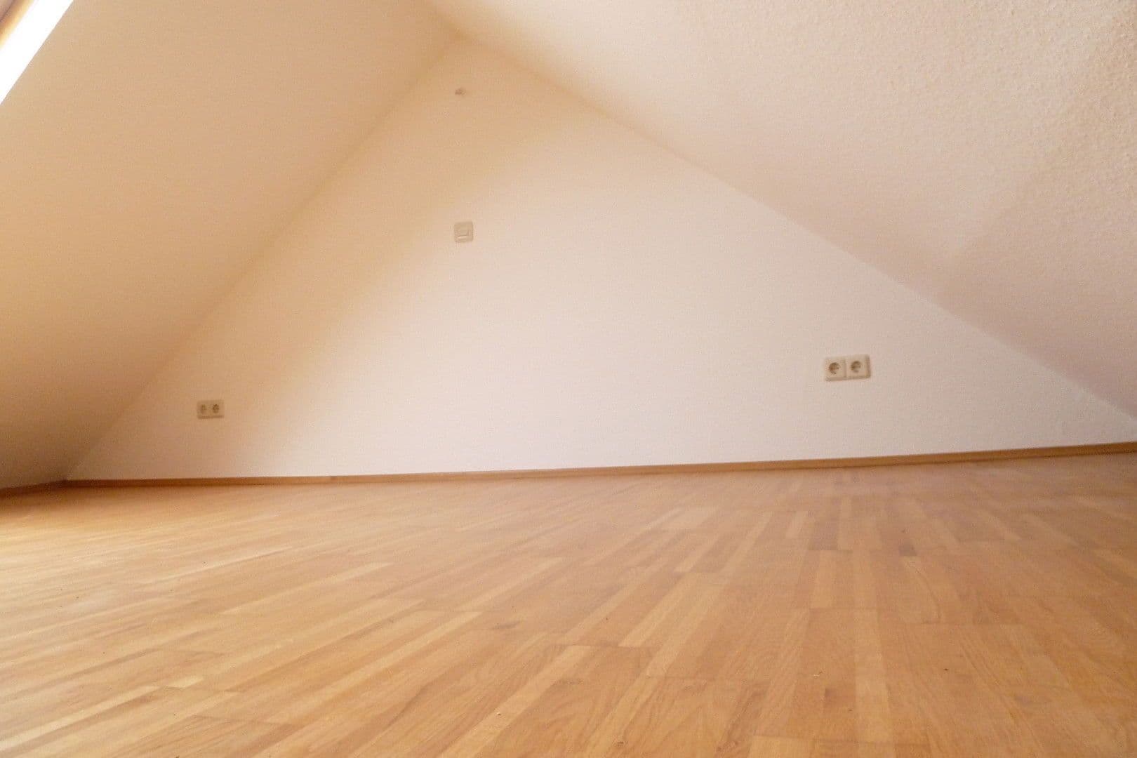 Prenájom bytu 2-izbový 64 m², Melanchthonstraße 63, Krefeld, Severné Porýnie - Westfálsko Prenájom bytu 2-izbový 64 m², Melanchthonstraße 63, Krefeld, Severné Porýnie - Westfálsko
