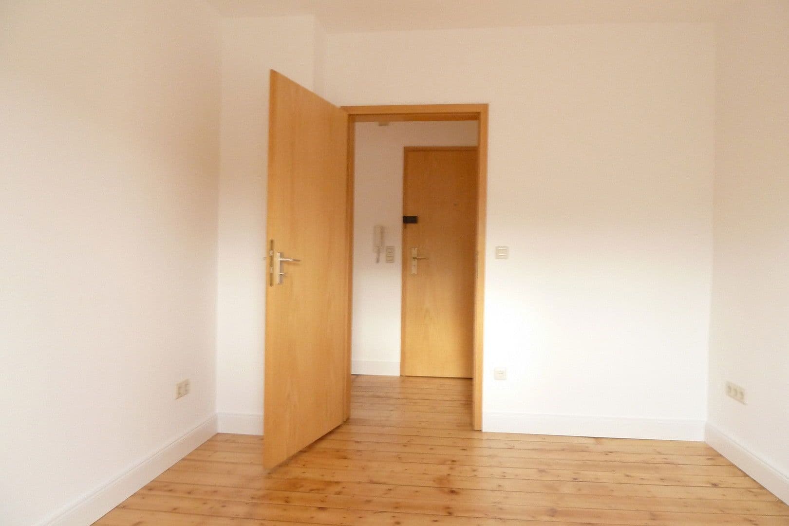 Prenájom bytu 2-izbový 64 m², Melanchthonstraße 63, Krefeld, Severné Porýnie - Westfálsko Prenájom bytu 2-izbový 64 m², Melanchthonstraße 63, Krefeld, Severné Porýnie - Westfálsko