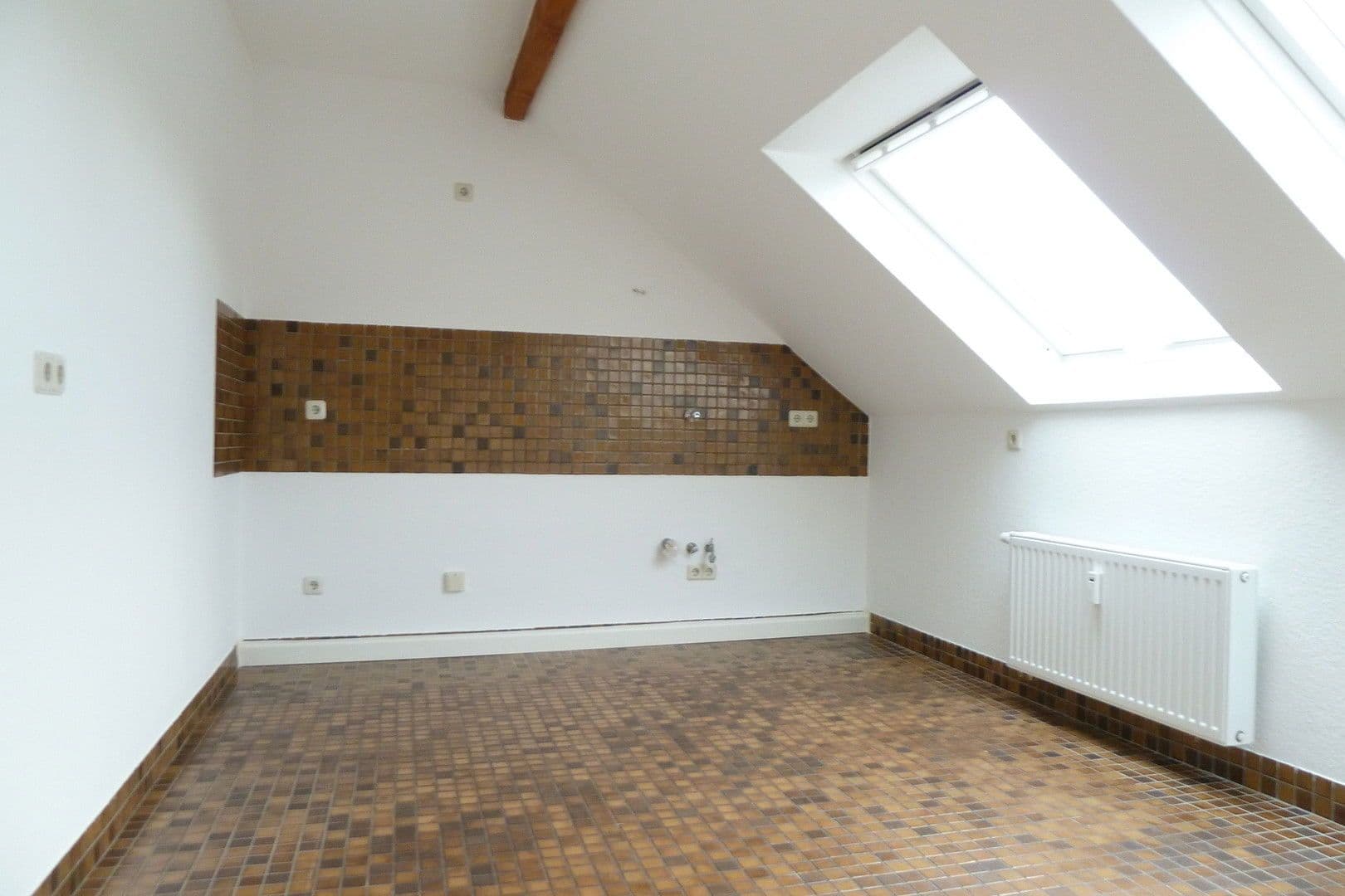 Prenájom bytu 2-izbový 64 m², Melanchthonstraße 63, Krefeld, Severné Porýnie - Westfálsko Prenájom bytu 2-izbový 64 m², Melanchthonstraße 63, Krefeld, Severné Porýnie - Westfálsko