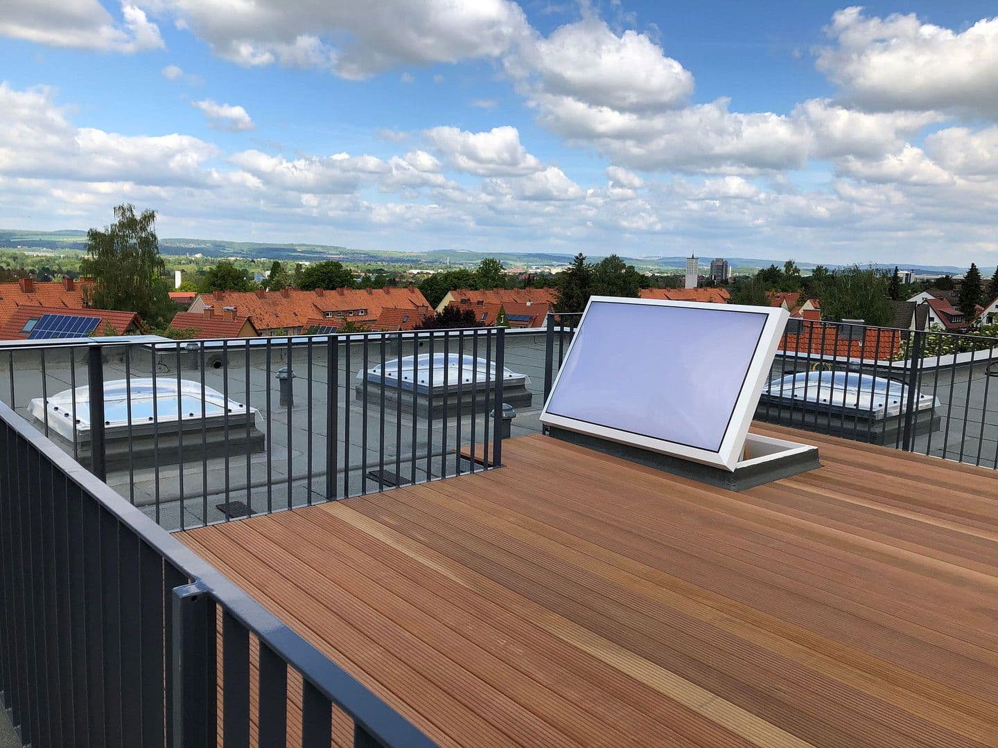 Prenájom bytu 4-izbový 136 m², Kehrstraße 8b, Göttingen, Dolné Sasko Prenájom bytu 4-izbový 136 m², Kehrstraße 8b, Göttingen, Dolné Sasko