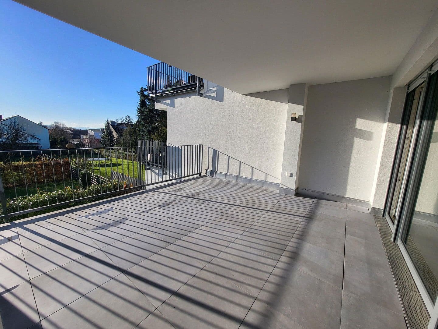 Prenájom bytu 4-izbový 136 m², Kehrstraße 8b, Göttingen, Dolné Sasko Prenájom bytu 4-izbový 136 m², Kehrstraße 8b, Göttingen, Dolné Sasko