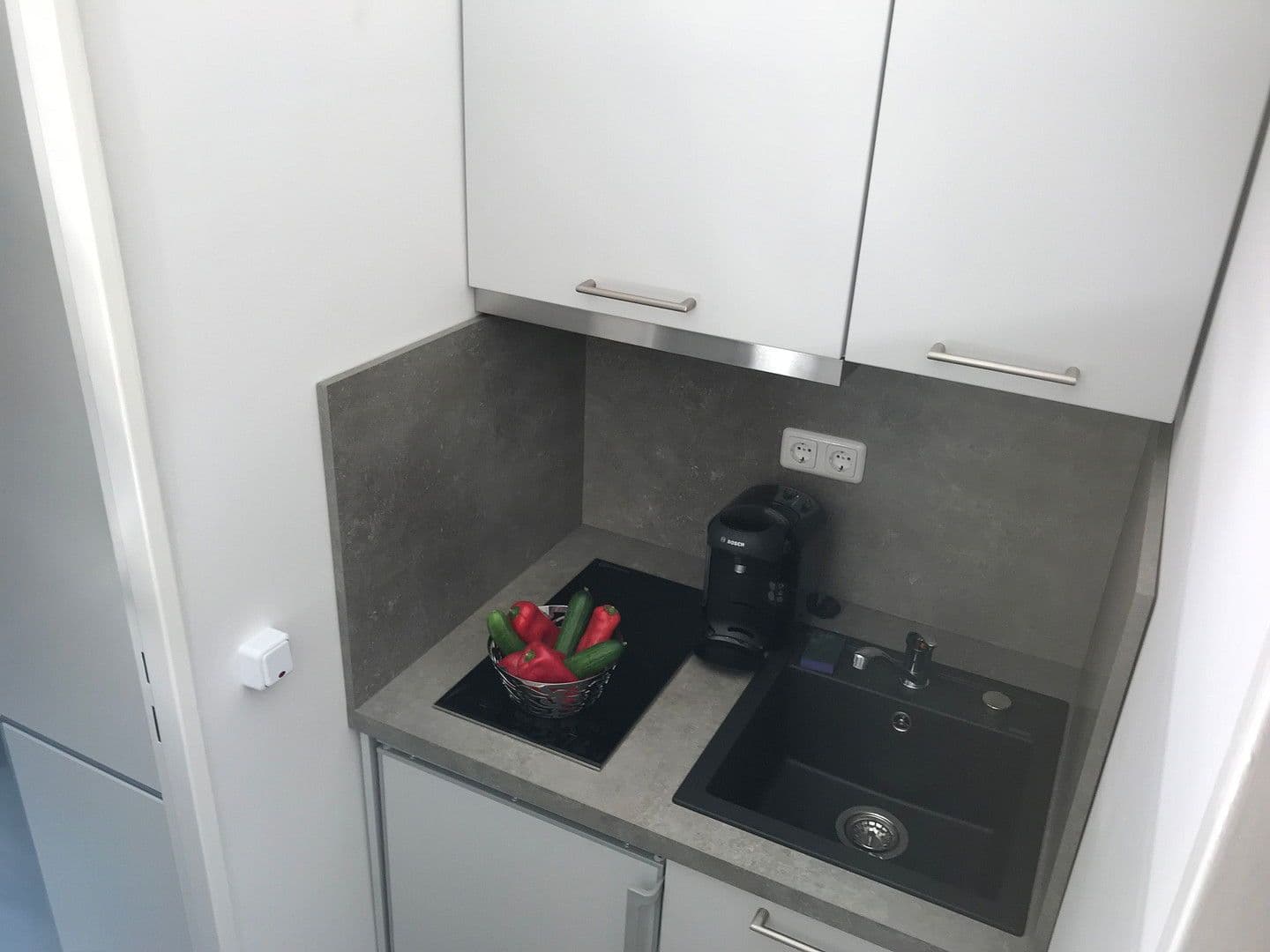 Prenájom bytu 1-izbový 37 m², Uhlandstraße 80, Berlin, Berlín Prenájom bytu 1-izbový 37 m², Uhlandstraße 80, Berlin, Berlín