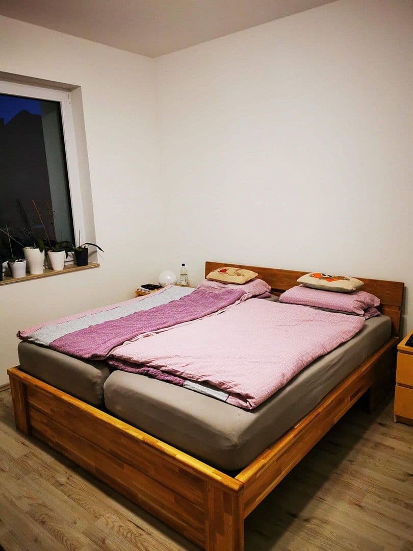 Prenájom bytu 5-izbový 125 m², Bredenscheider Str. 13, Hattingen, Severné Porýnie - Westfálsko Prenájom bytu 5-izbový 125 m², Bredenscheider Str. 13, Hattingen, Severné Porýnie - Westfálsko