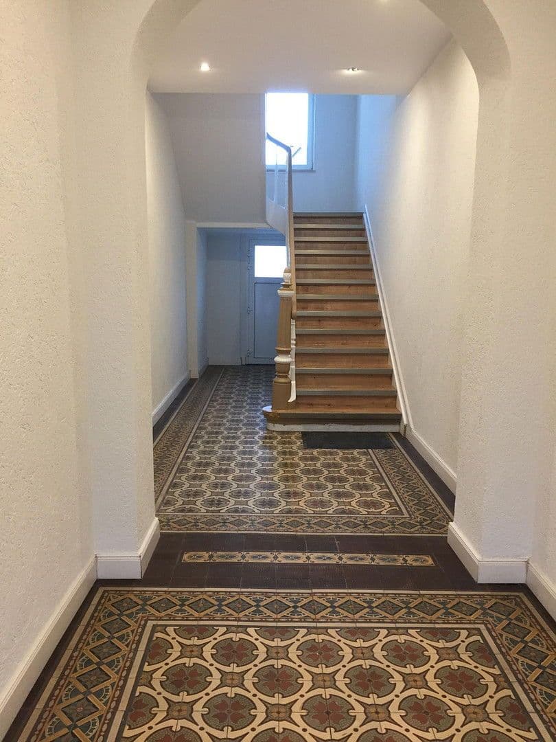 Prenájom bytu 5-izbový 125 m², Bredenscheider Str. 13, Hattingen, Severné Porýnie - Westfálsko Prenájom bytu 5-izbový 125 m², Bredenscheider Str. 13, Hattingen, Severné Porýnie - Westfálsko